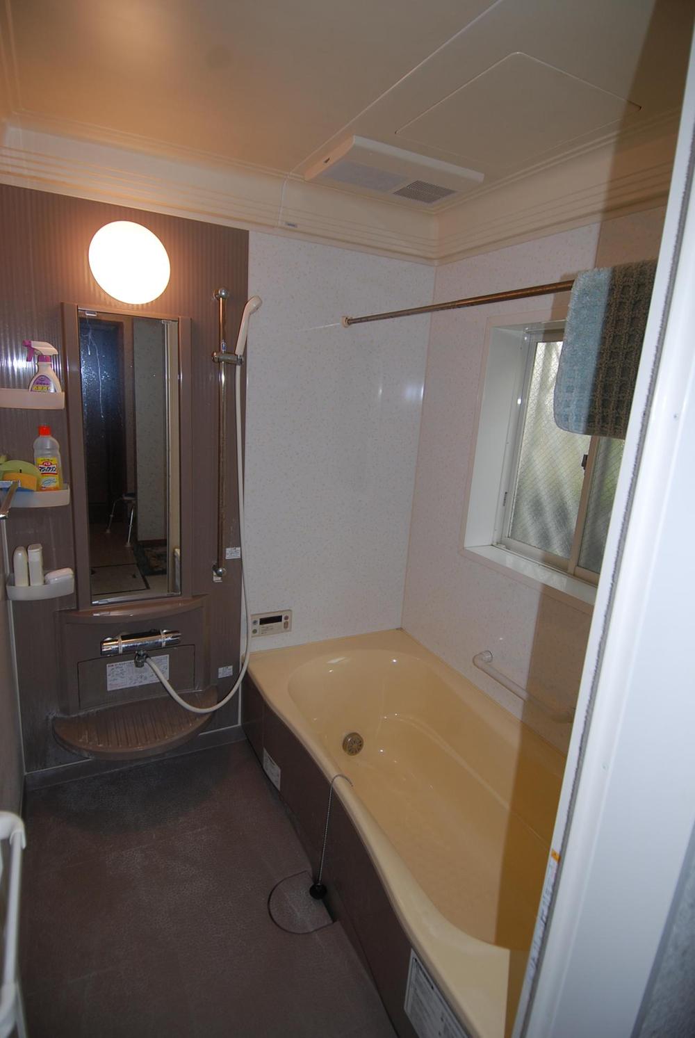 Bathroom. Indoor (July 2013) Shooting