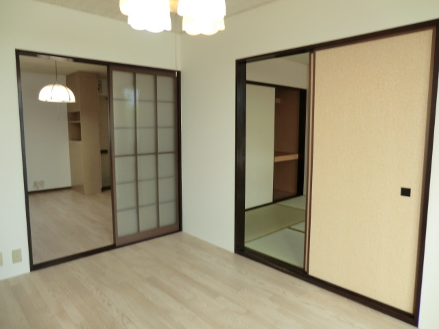 Living and room