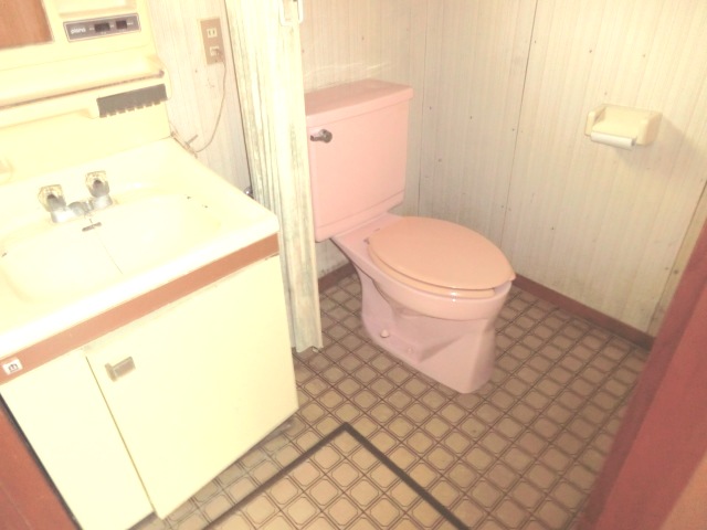 Toilet