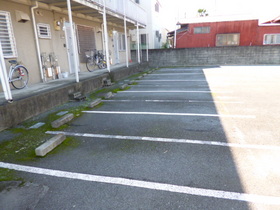 Other common areas. On-site parking