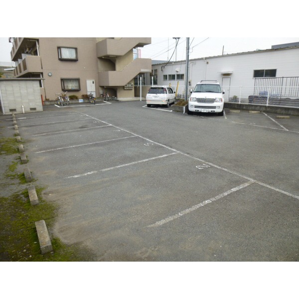 Parking lot