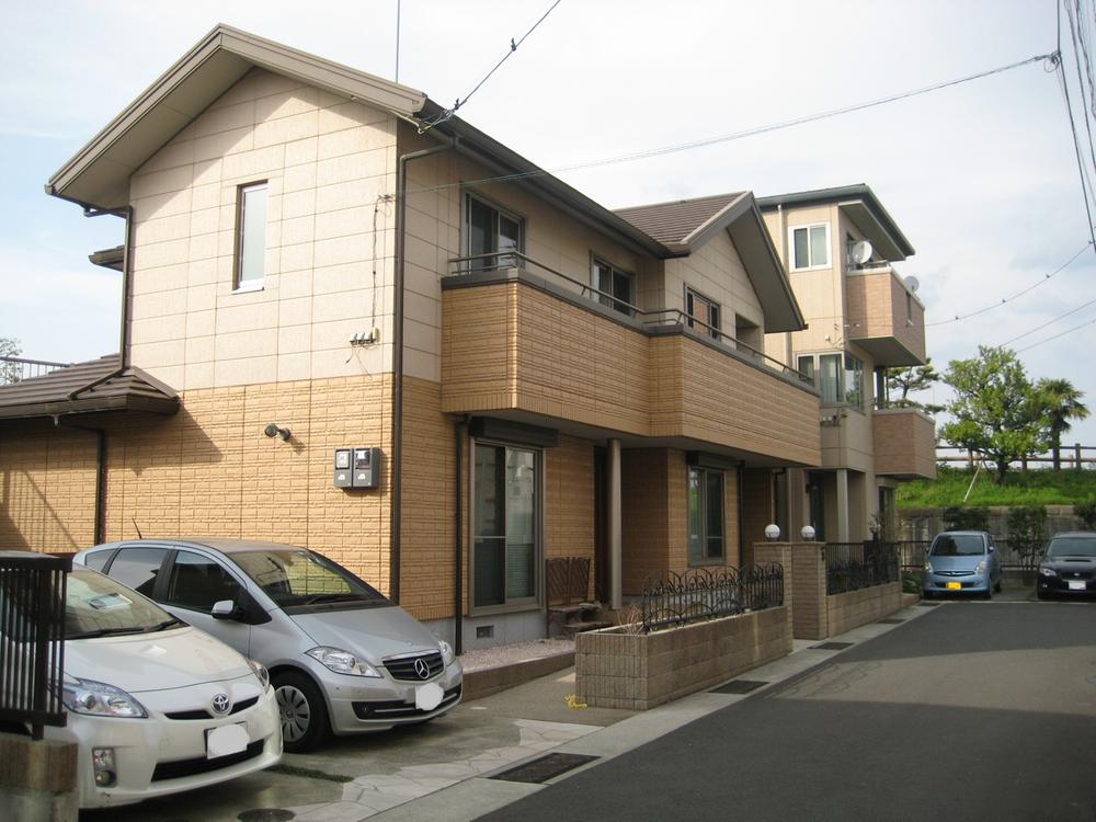 Other. You can also consider as a two-family house. (Local photo)