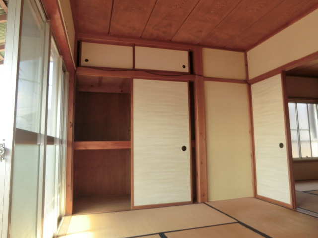 Living and room