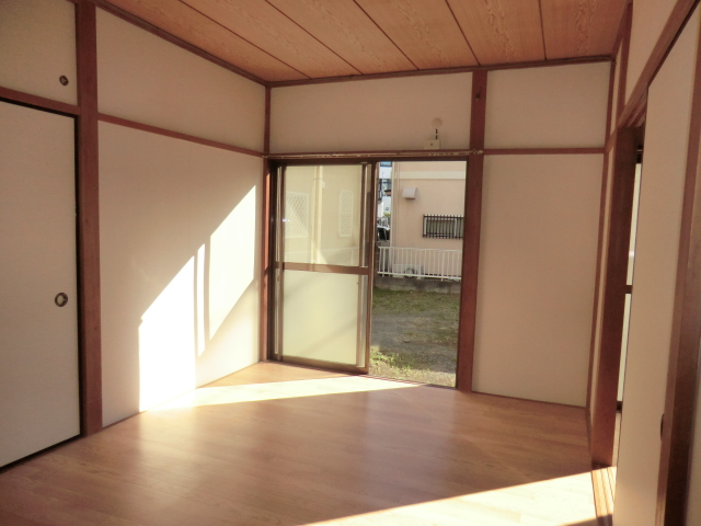 Living and room