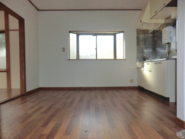 Living and room