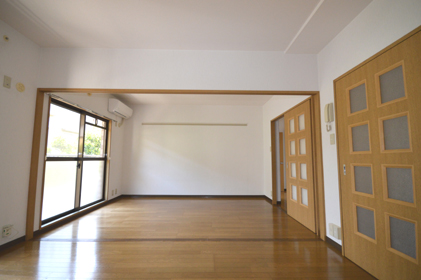 Living and room