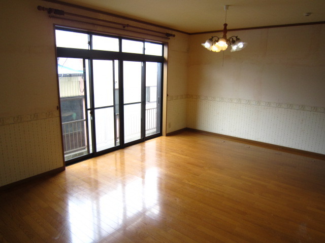 Living and room