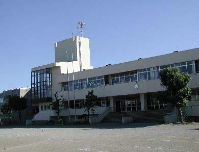 Primary school. 911m to Odawara City Yahagi Elementary School