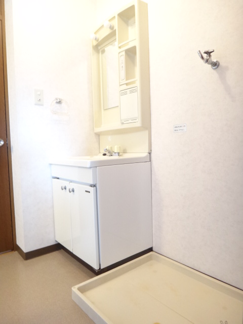 Washroom.  ◆ Washroom ◆
