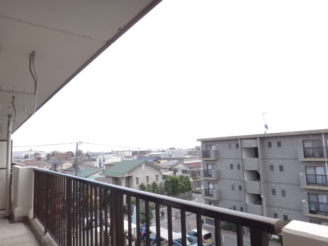Balcony.  ◆ balcony ◆ Large south balcony