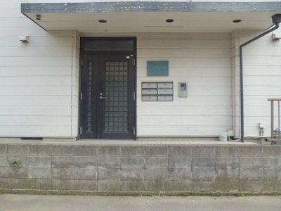 Entrance. Auto-lock of peace of mind ・ Entrance with a TV monitor