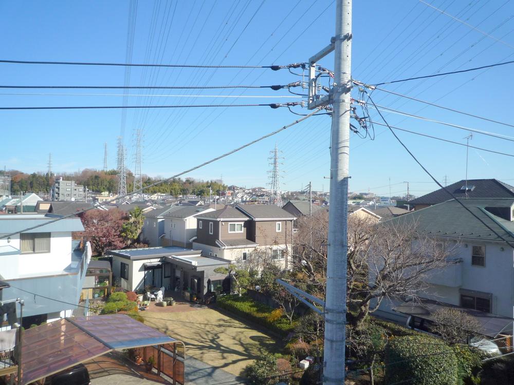 View photos from the dwelling unit. A step is, but might be a bit much, The view is really good ☆ 