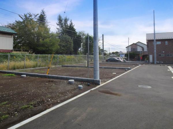 Local photos, including front road