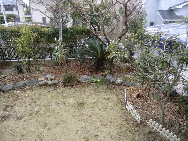 Garden. In bright garden, Or gardening is how. 
