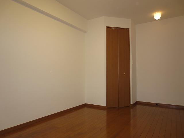 Non-living room. Western-style -1