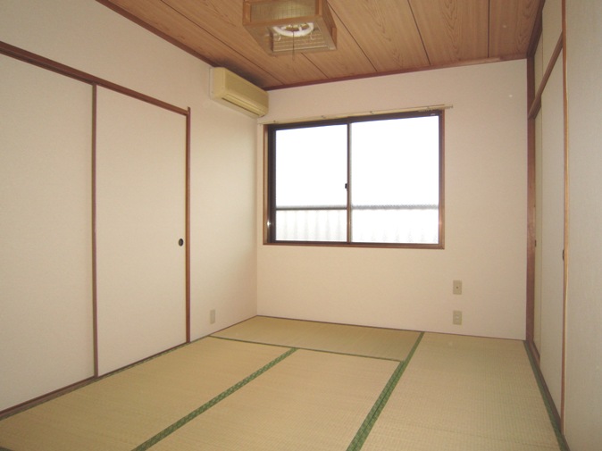 Living and room. Japanese-style room 6 quires