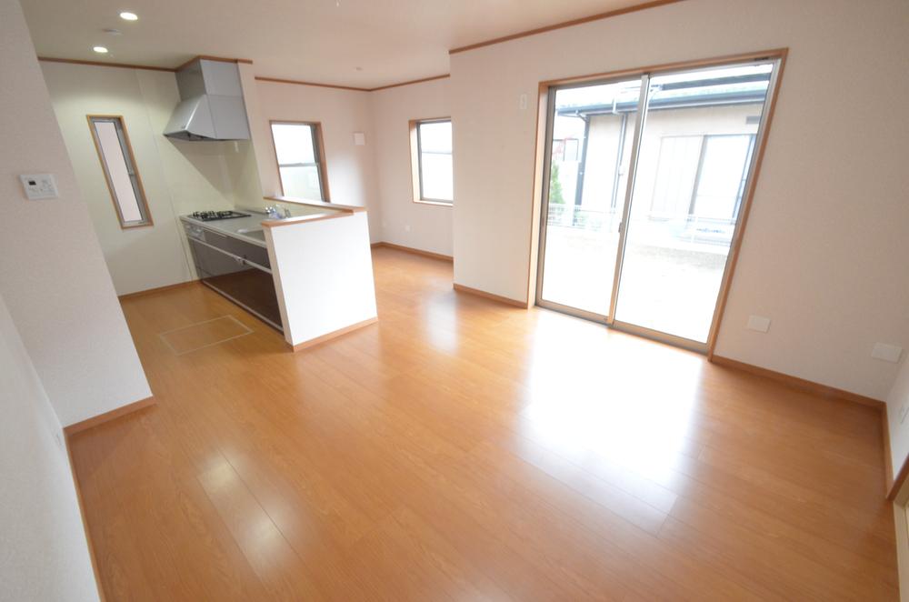 Living. Relax in the living room of calm hue ☆