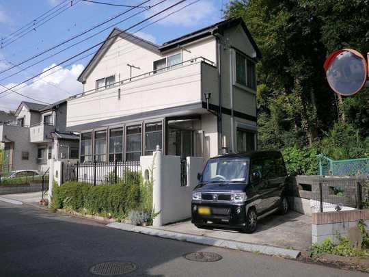 Local appearance photo. Solar panels in 2008. In 2006 Built in Built shallow housing ・ It has been constructed in all-electric. Laundry is also safe even on rainy days with a solarium. 