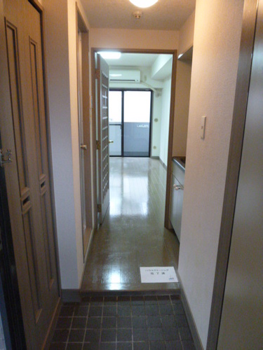 Other room space. Corridor