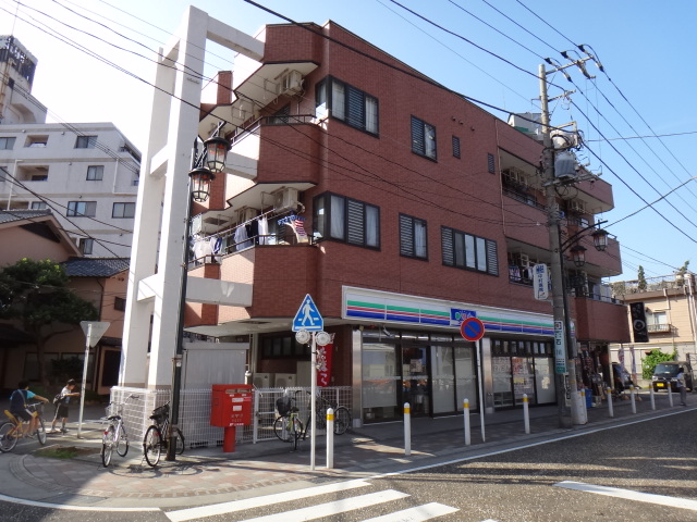 Convenience store. Three F Minamihashimoto until Station store (convenience store) 10m