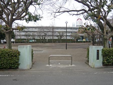 Primary school. Freshening 300m up to elementary school
