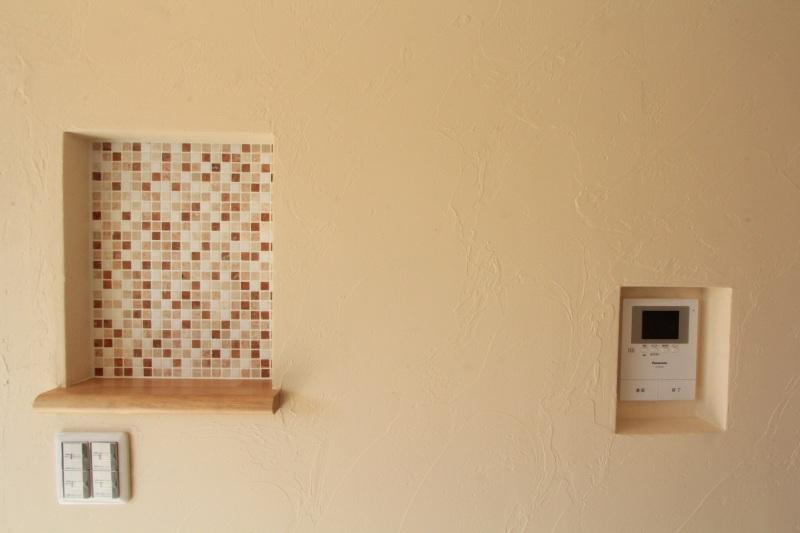 Other. Pretty niche Please decorate the stylish accessories and vases, etc..