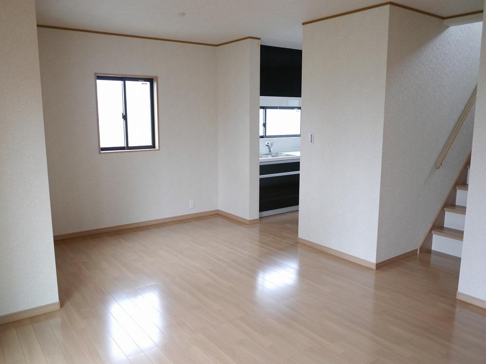 Living. Shutters standard