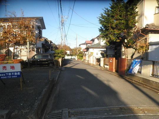 Local photos, including front road. Frontal road