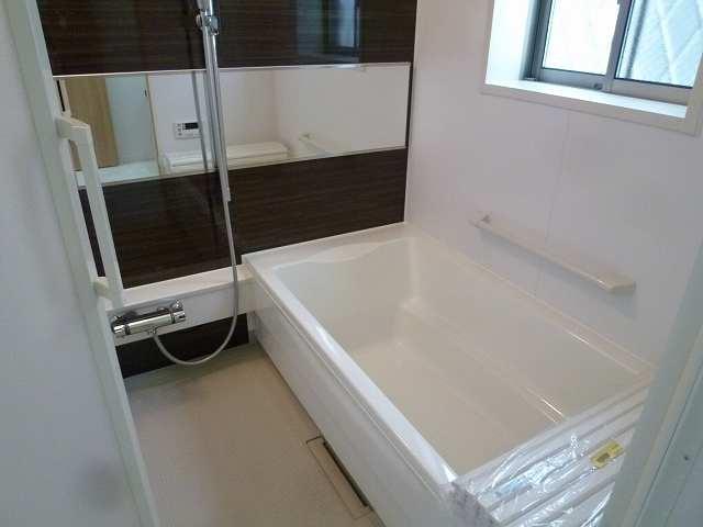 Bathroom. Indoor (June 2013) Shooting