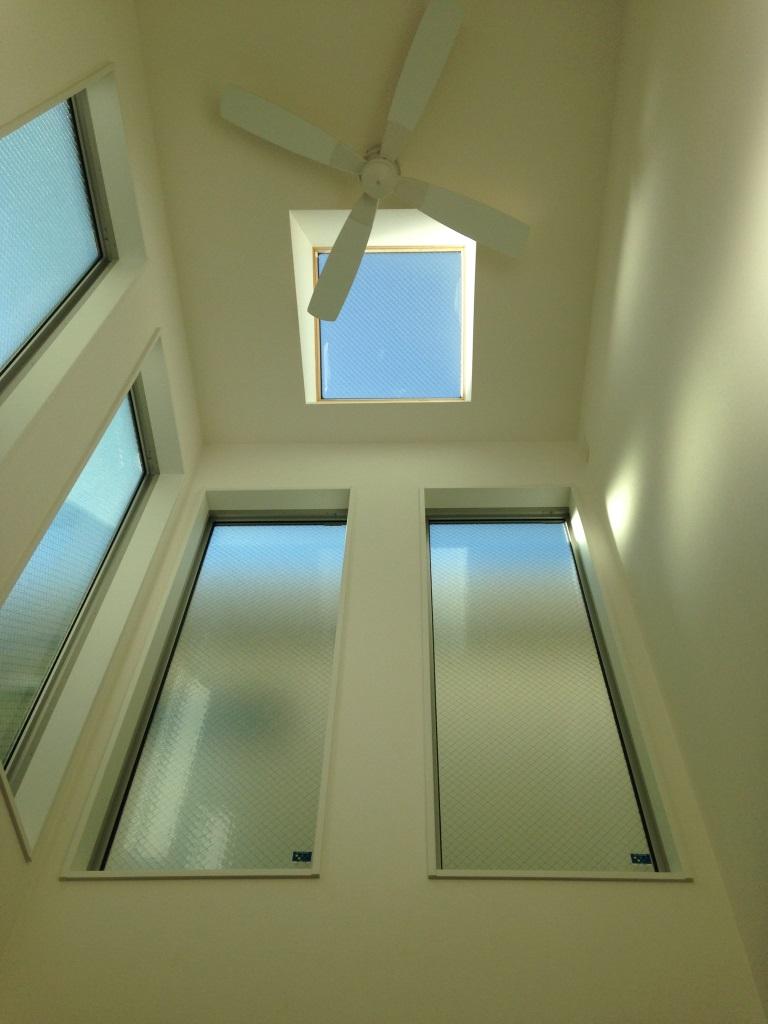 Other introspection.  ☆ No.B-10 Building ☆ A feeling of opening up by blow! Brighten the more living with a skylight! !