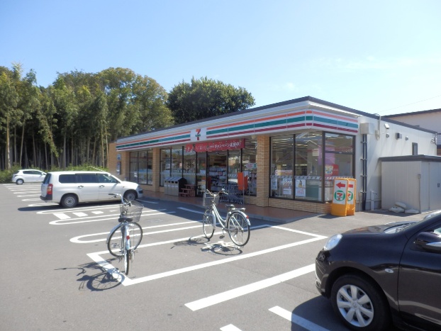 Convenience store. Seven-Eleven Sagamihara upper groove Minamiko before the store (convenience store) to 439m