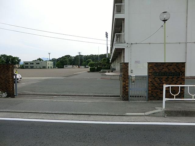 Primary school. 600m to Sagamihara City Yokoyama Elementary School