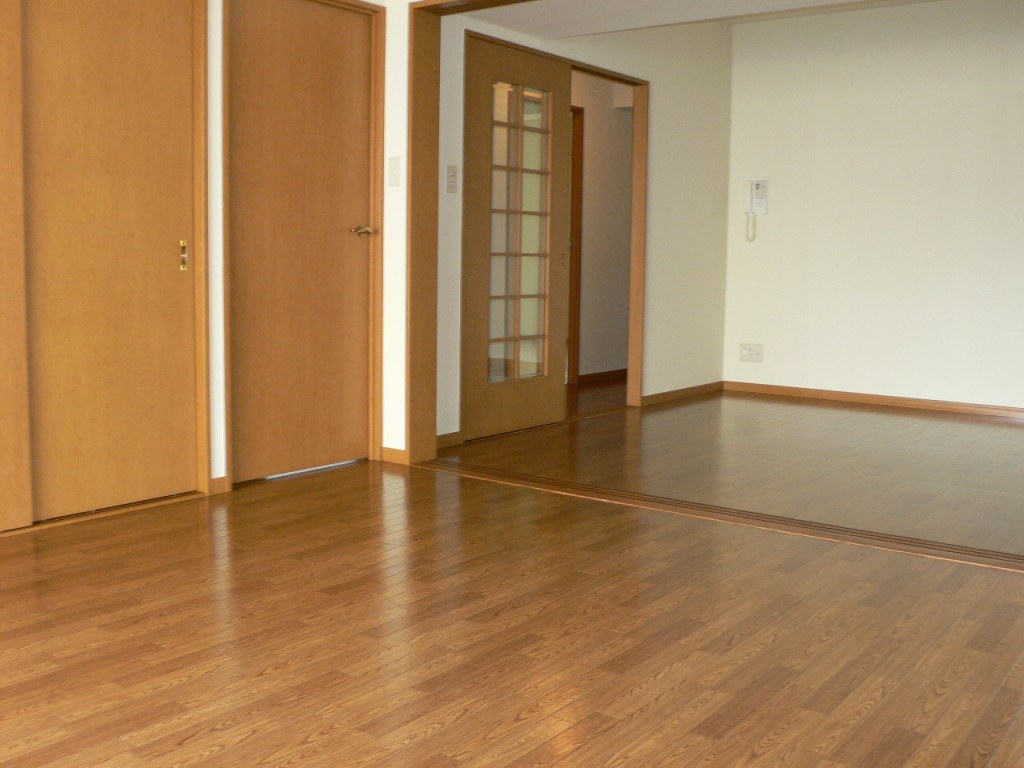 Living and room. DK ・ Western-style 7.4 tatami  The same type ・ It will be in a separate dwelling unit photos.