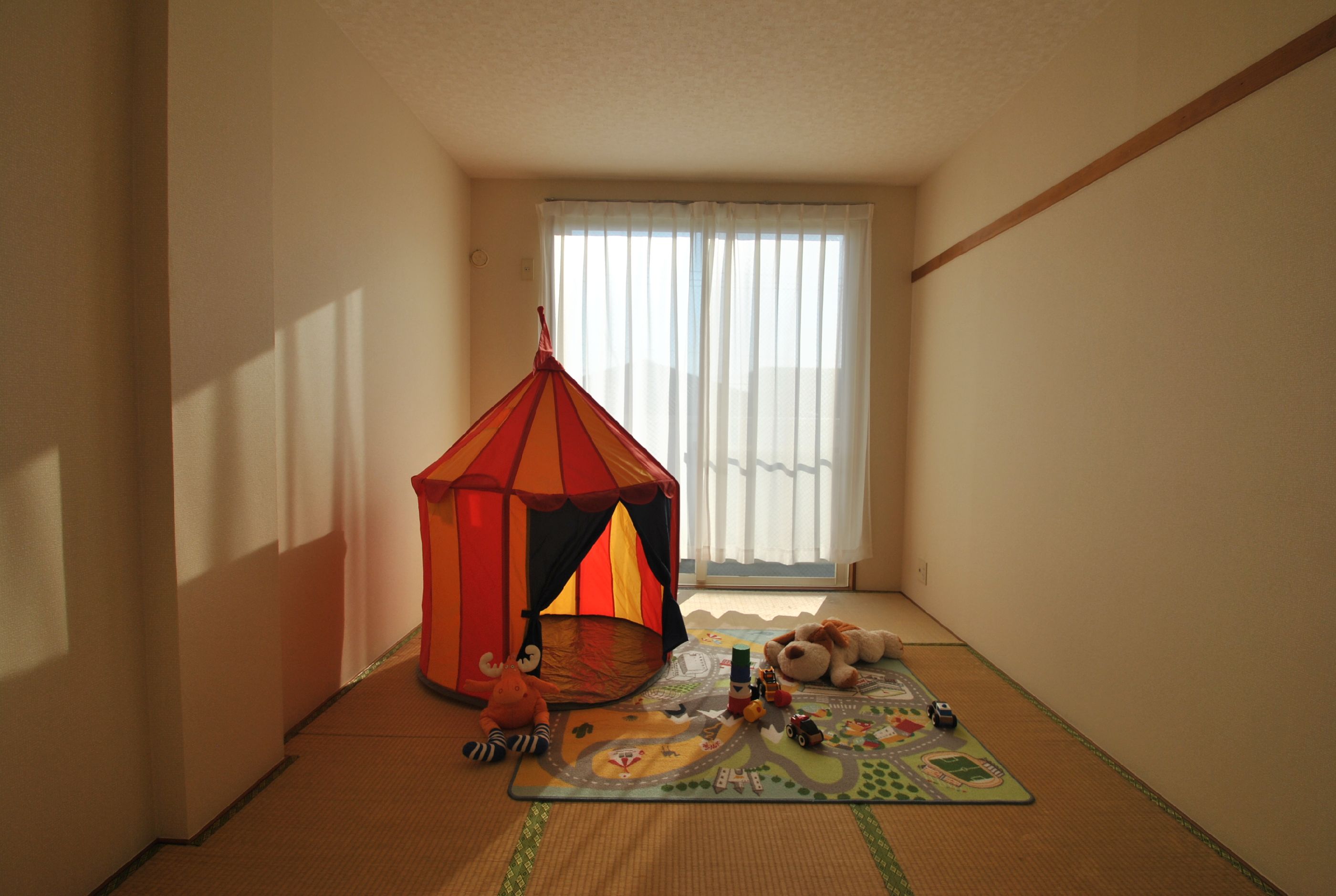 Other room space. Japanese-style room 6 quires