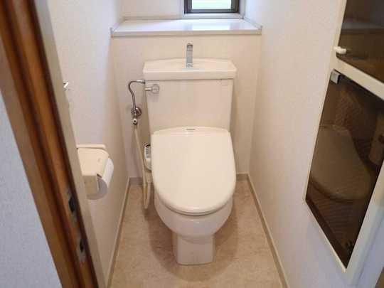 Toilet