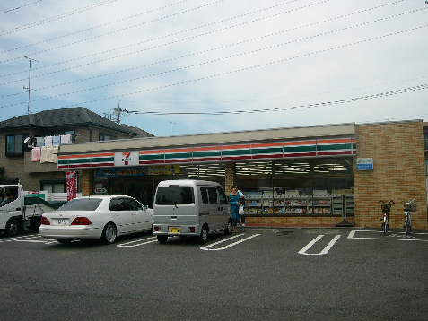 Convenience store. Seven-Eleven Sagamihara Kanumadai south store up (convenience store) 300m