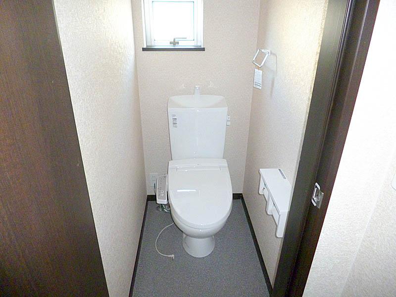 Non-living room. Indoor (12 May 2013) Shooting