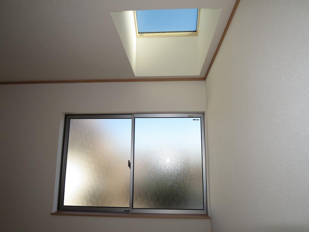 Non-living room. Local (11 May 2013) Shooting