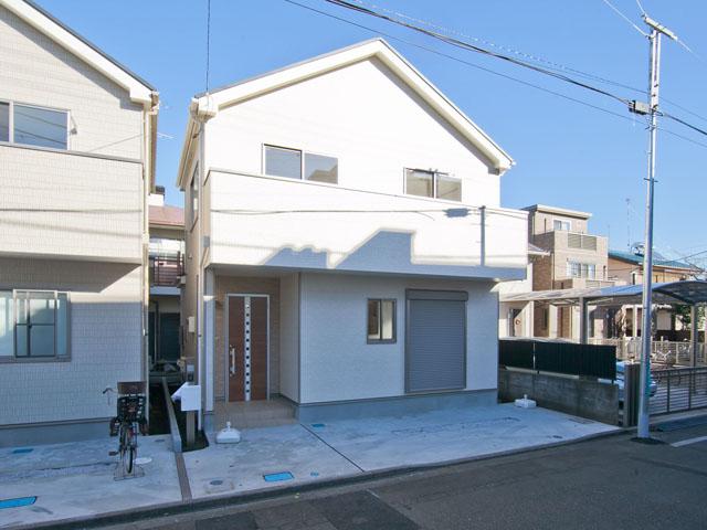 Local appearance photo. Local (12 May 2013) Shooting