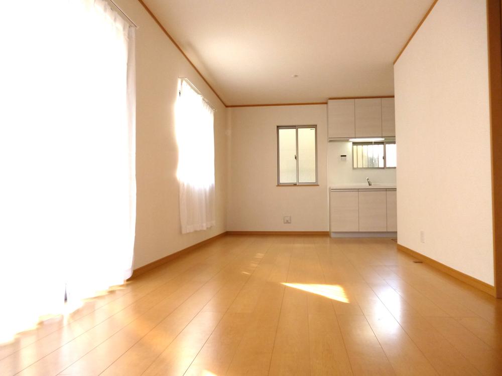 Living. Indoor (11 May 2013) Shooting