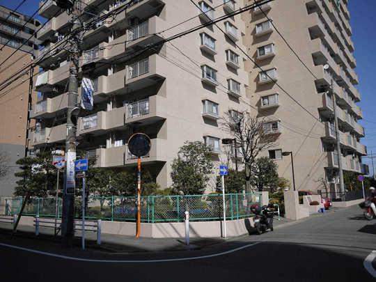 Local appearance photo