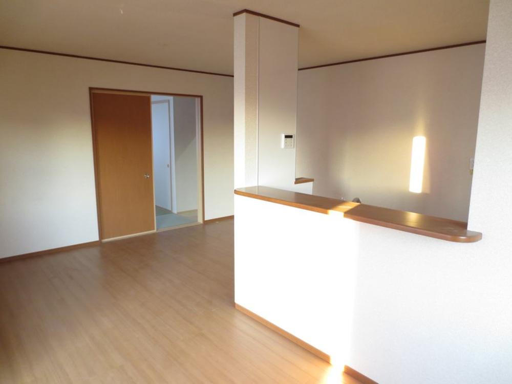 Same specifications photos (living). Same specifications