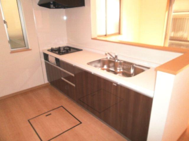 Same specifications photo (kitchen). Same specifications