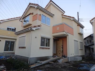 Local appearance photo. 5 Building Local (11 May 2013) Shooting