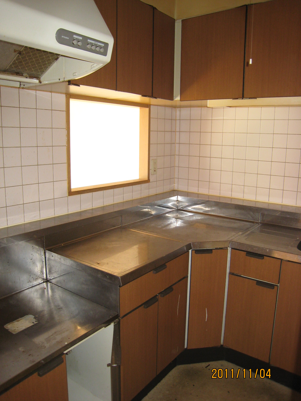 Kitchen. kitchen Will be inverted type of photo.