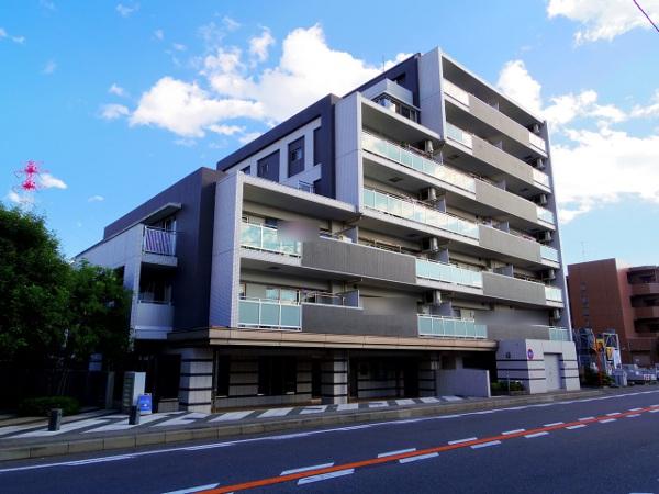 Local appearance photo. Local (10 May 2013) Shooting