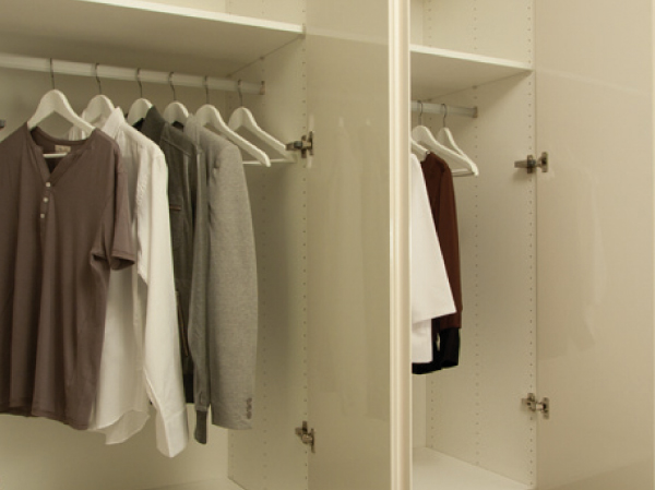 Walk-in closet (same specifications)