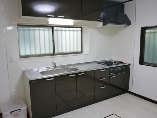 Kitchen. System kitchen, New replaced..