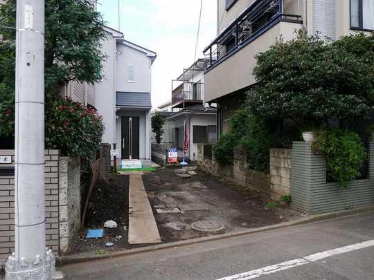 Local appearance photo