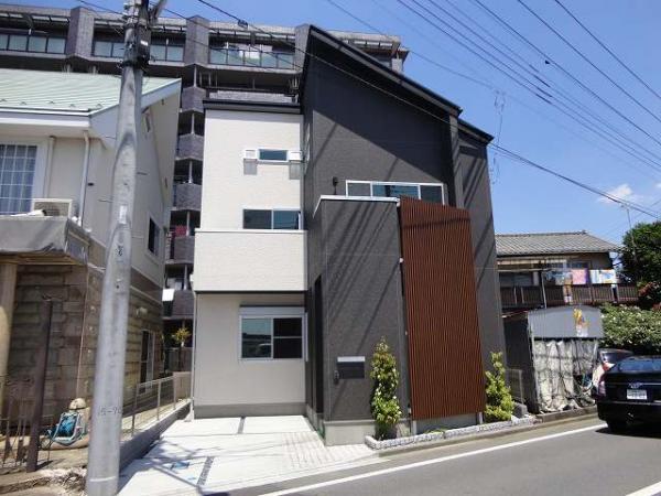 Local appearance photo